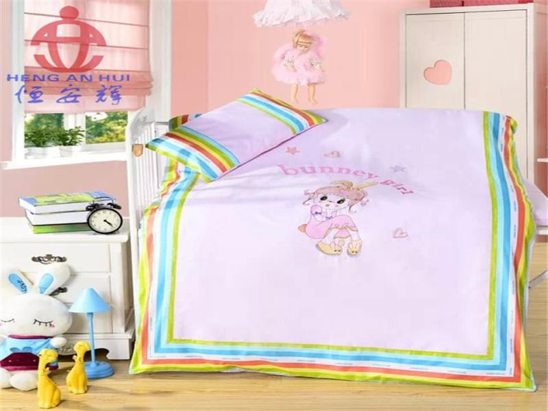 幼儿园床上用品